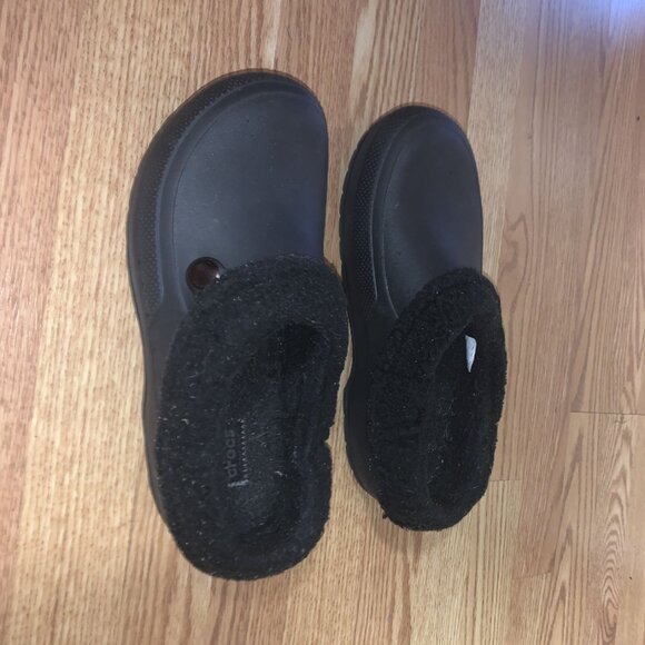 Black Crocs Men Size 9 Women Size 10.5 / 11 - Picture 1 of 3